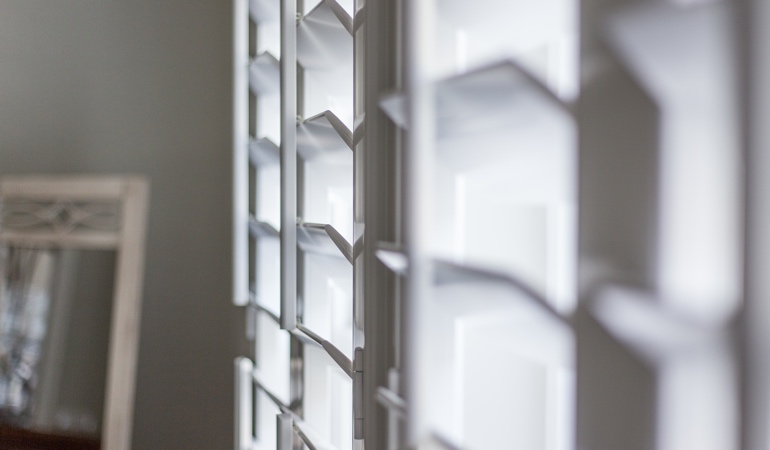Your shutters should have solid louvers if you need energy efficiency and a like wood feel. Faux Wood Plantation Shutters in Sacramento